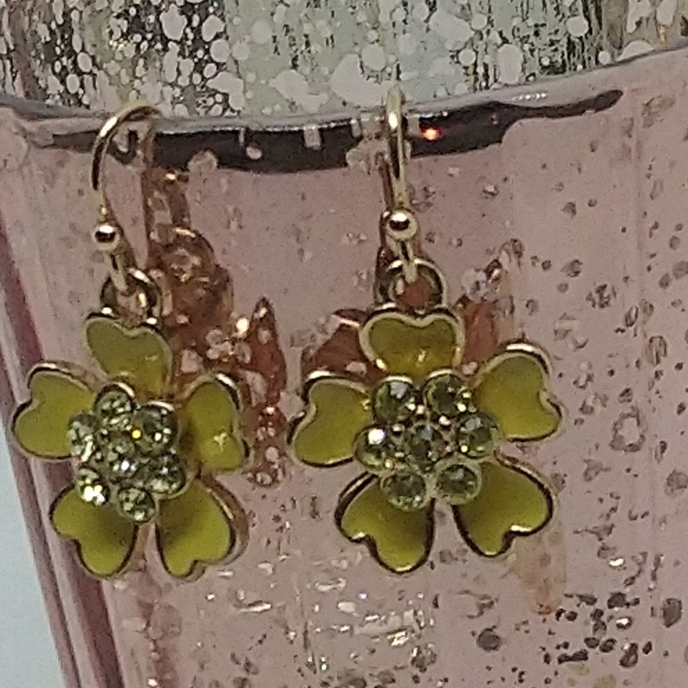 Flower earrings